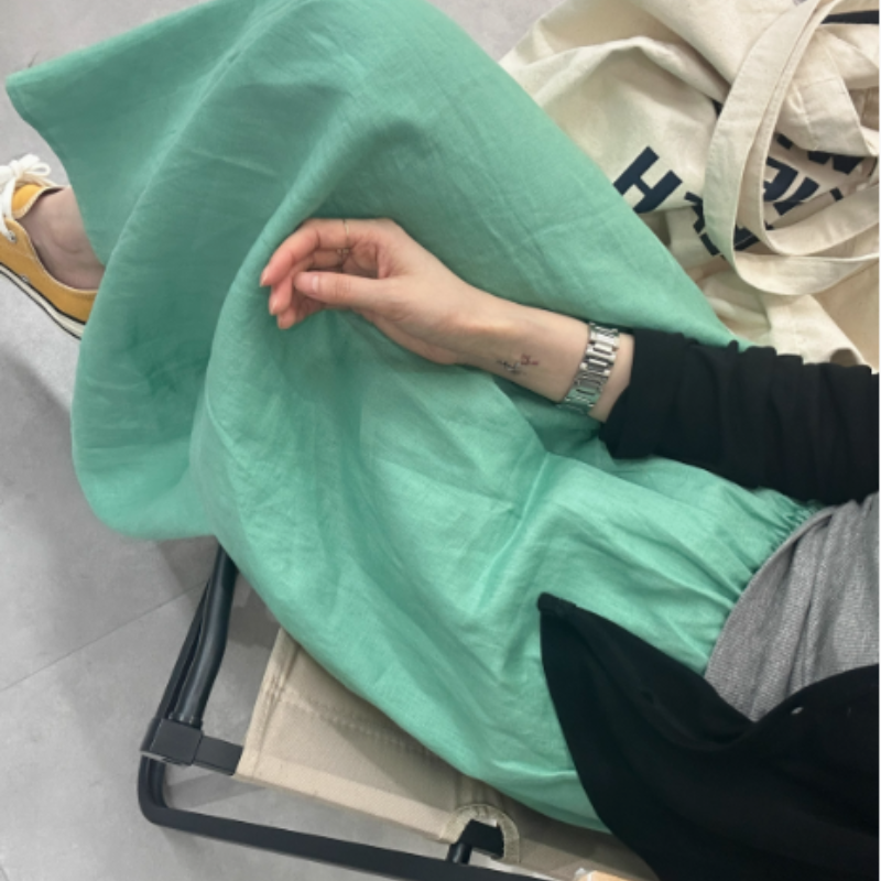 여름 새로운 박하 녹색 디스플레이 화이트 연령 감소 이후 트임 면 린넨 반 스커트 다용도 패션 반신 스커트 슬림해 보이는 반 스커트