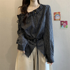 批发实拍<b class='q'>大码</b>韩版设计感一字肩木耳边格子衬衫小众开叉宽松<b class='q'>长袖</b>上衣