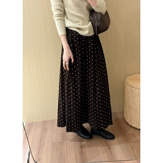 批发中长款灯芯绒波点半身裙女冬2025新款日系复古慵懒风宽松加厚裙子