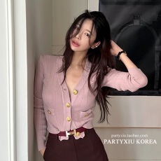 批发party秀 <b class='q'>韩国</b><b class='q'>代购</b>韩系温柔V领纯色系扣长袖针织衫