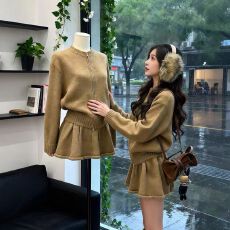 批发2025超火冬装韩风chic一整套穿搭针织开衫拉链毛衣半身裙两件套女