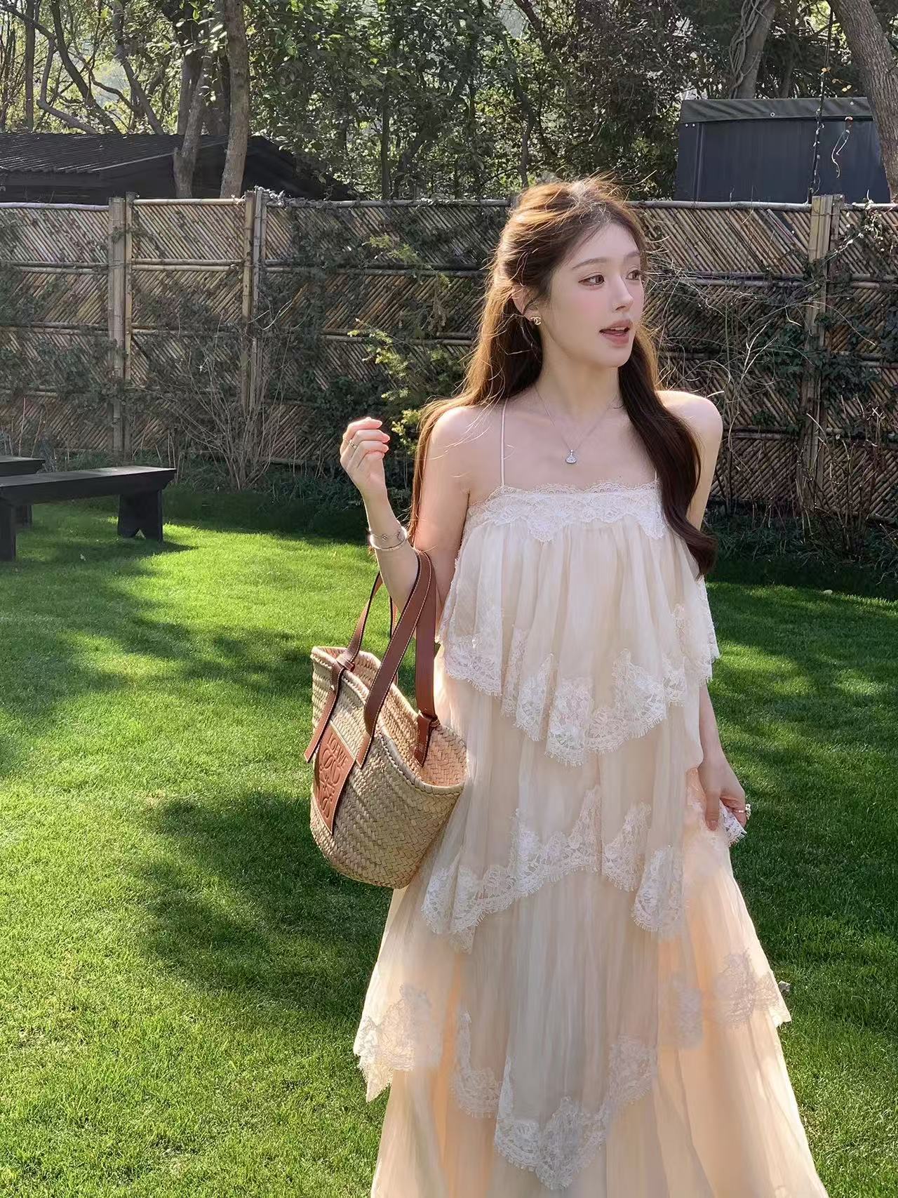 양 작은 볼륨 낭만주의 분위기 센스 요정 치마 케이크 드레스 드레스 휴가 치마 프랑스식 레이스 백리스 슬립 드레스