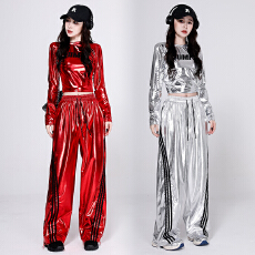 批发实拍 爵士舞嘻哈演出服模特走秀露脐套装潮