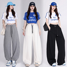 批发实拍 爵士舞露脐显瘦宽松减龄<b class='q'>演出服</b>体操服街舞超酷套装