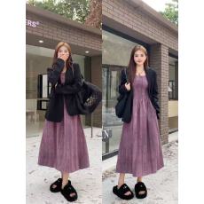 批发实拍压褶扎染紫色吊带<b class='q'>连衣裙</b>女秋季2025新款法式收腰内搭长裙西装