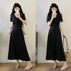 批发实拍夏日大码巨好看的黑色波点v领连衣裙子女装夏季气质掐腰长裙