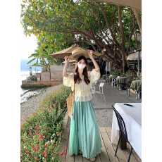 批发实拍实价  法式度假风<b class='q'>棉麻</b>防晒<b class='q'>上衣</b>+大摆<b class='q'>棉麻</b>长裙