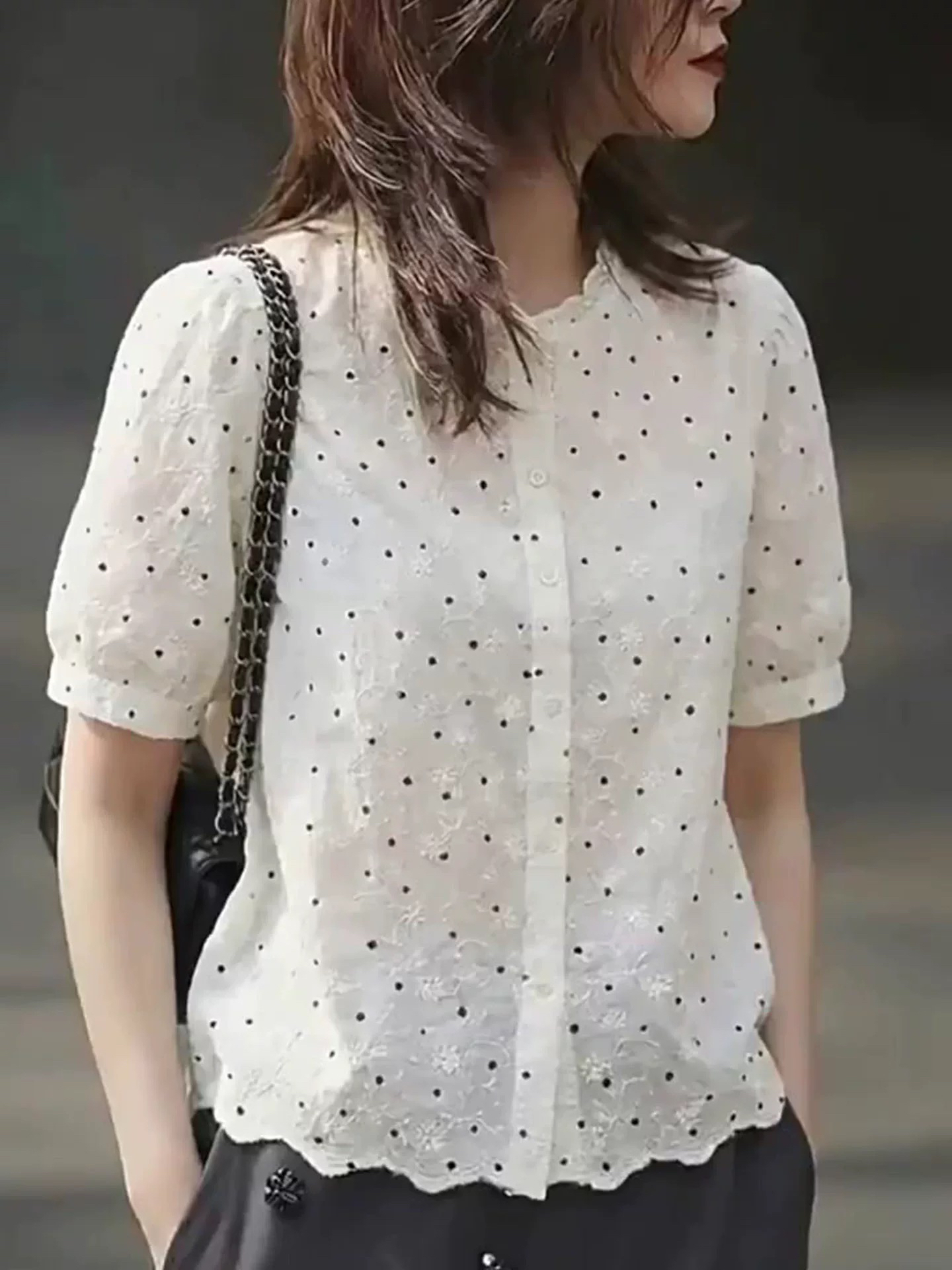 프랑스식 달콤함 연령 감소 우아함 반팔 도트 무늬 셔츠 여름 드레스 고급 센스 싱글 줄 버튼 외국 가스 패션 셔츠 작은 셔츠