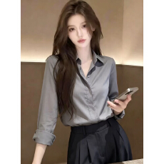 批发巨好看灰色翻领<b class='q'>长袖</b><b class='q'>衬衫</b><b class='q'>衬衣</b>女秋季2026独特漂亮新款小衫法式上衣
