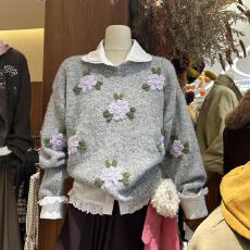 批发韩系复古提花立体花朵圆领套头毛衣女新款百搭宽松针织衫上衣