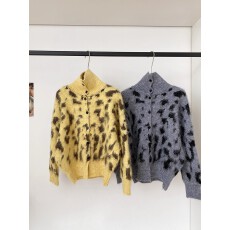 2025年秋冬新款韩版时髦设计感豹纹半高领拉链毛衣开衫休闲上衣女