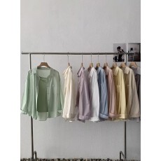 批发东大门2026春夏纯色吊带叠搭翻领纯色<b class='q'>长袖</b>单排扣防晒衬衫两件套女