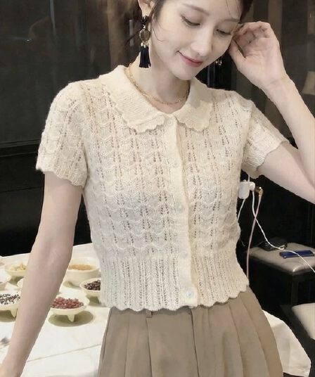 프랑스식 부드러운 바람 홀로우 아웃 베이비 칼라 반팔 니트 스웨터 여성 여름 고급 센스 품격 거품 소매 쇼트 스타일 맨위