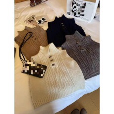 批发韩系POLO领牛角扣坎肩马夹针织小马甲毛衣秋季背心叠穿无袖上衣女