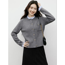 批发小香风灰色<b class='q'>针织</b><b class='q'>开衫</b>秋冬新款女装撞色条纹木耳边拼接毛衣