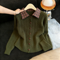 批发实拍橄榄绿拼接假两件针织毛衣秋冬新款设计感翻领开衫上衣外套女