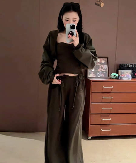 아메리칸 레트로 품격 핫걸 튜브탑 오픈 가디건 스트레이트 긴 바지 여성 의류 2026 가을 겨울 새로운 캐주얼 패션 세트