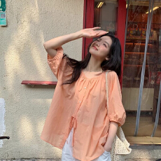 批发觅定橘色轻薄短袖衬衫女夏季独特漂亮<b class='q'>小衫</b>法式慵懒松弛感法式上衣
