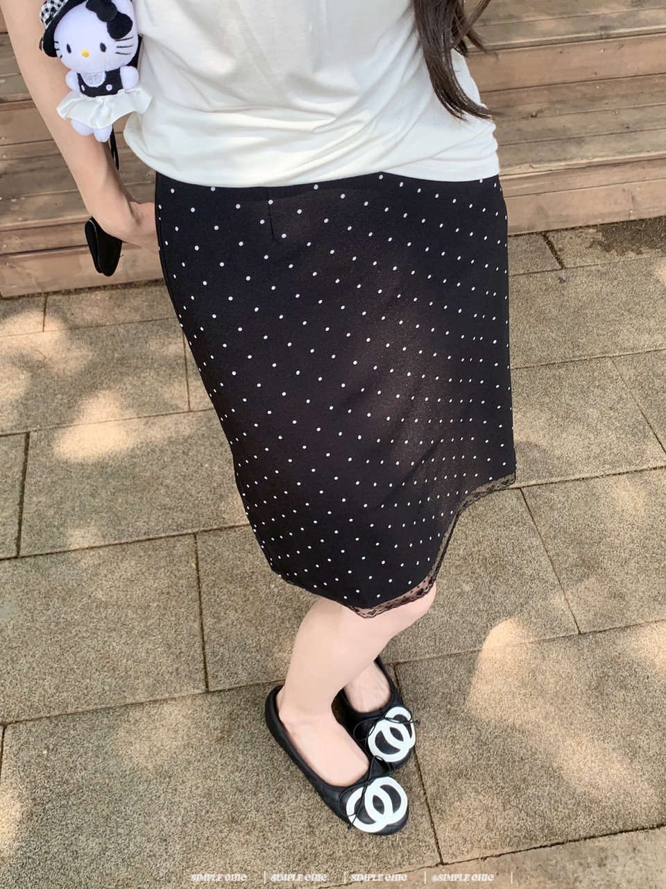 실사 레트로 검정색 작은 키 도트 무늬 반신 스커트 몸매 가꾸기 중간 스커트