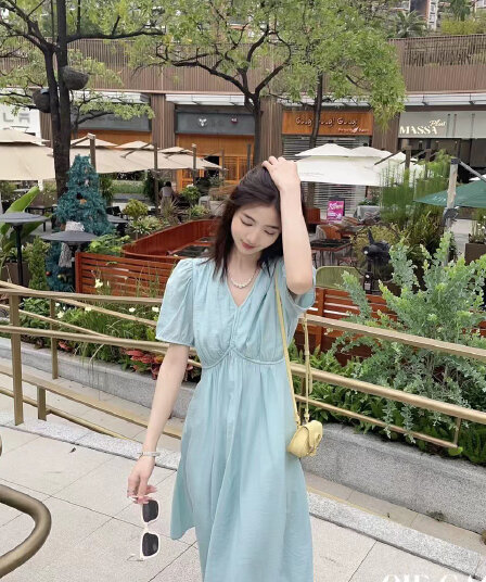 임산부 모유 수유 2026 계절 새로운 프랑스식 레트로 슬림해 보이는 무릎 아래 롱 스커트 단색 패션 여름 치마