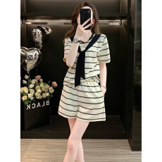 批发孕妇哺乳2026新款条纹休闲<b class='q'>运动</b>套装女夏洋气时尚宽松潮显瘦减龄