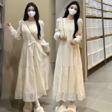 批发孕妇哺乳2026<b class='q'>秋</b>冬加绒加厚蕾丝甜美连衣裙女高端精致打底a字长裙