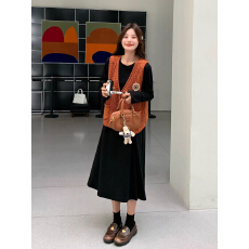 批发孕妇哺乳慵懒松弛感针织马甲套装裙<b class='q'>春</b>秋2026新款法式风长袖连衣裙