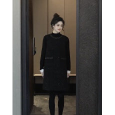 批发柒院冬季小香风粗花呢A字重工叠穿无袖马甲裙➕8240# 打底衫