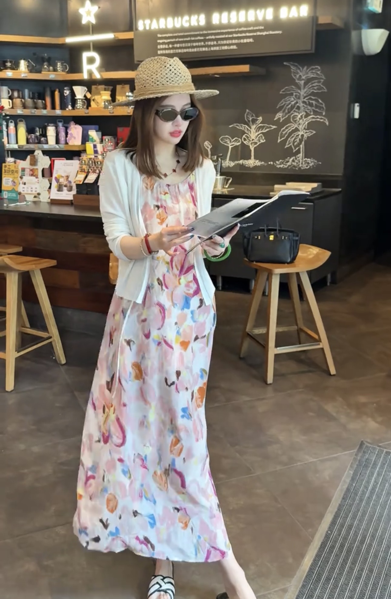 유화 꽃무늬 슬립 여성 드레스 여름 루즈핏 슬림해 보이는 해변가 휴가 세트 조립 자외선 차단 오픈 가디건