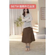 批发2026秋冬假两件连衣裙 <b class='q'>中长款</b>