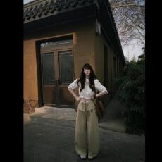 批发2026夏季新款法式温柔风设计<b class='q'>蕾丝</b>短款衬衫搭配屁帘休闲裤两件套女