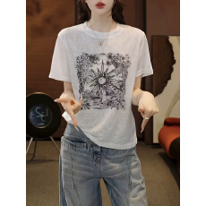 批发设计感潮牌星芒印花凉感短袖T恤女2026<b class='q'>夏</b>季新款休闲百搭显瘦上衣