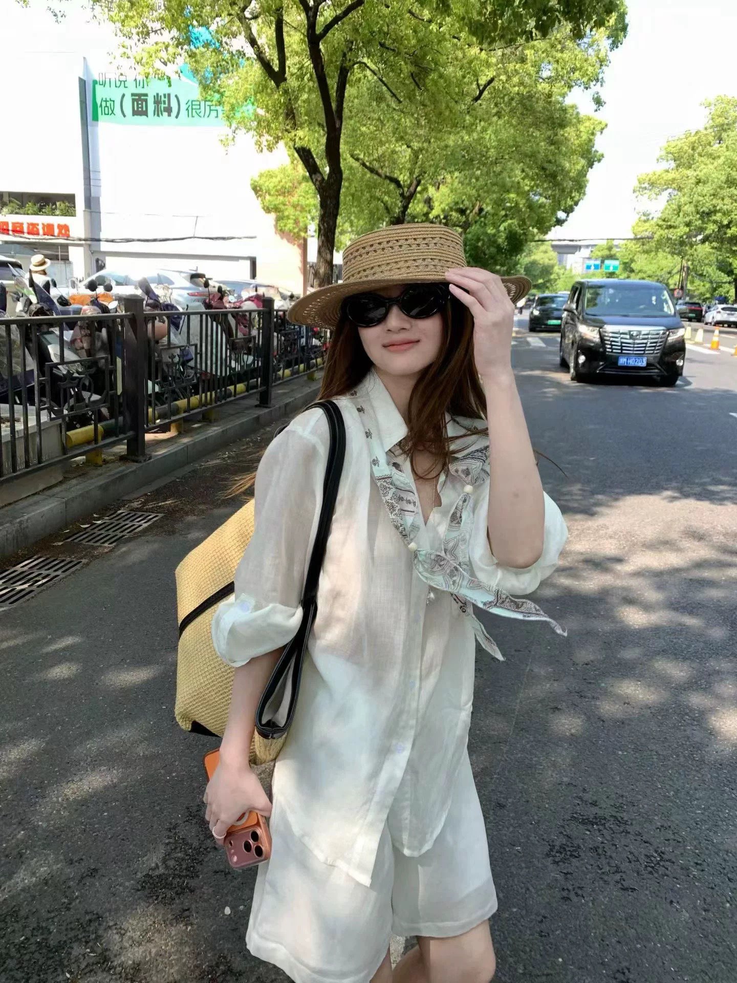 라미 긴팔 셔츠 세트 여성 2026 여름 새로운 루즈핏 슬림해 보이는 다용도 반바지 3종 세트
