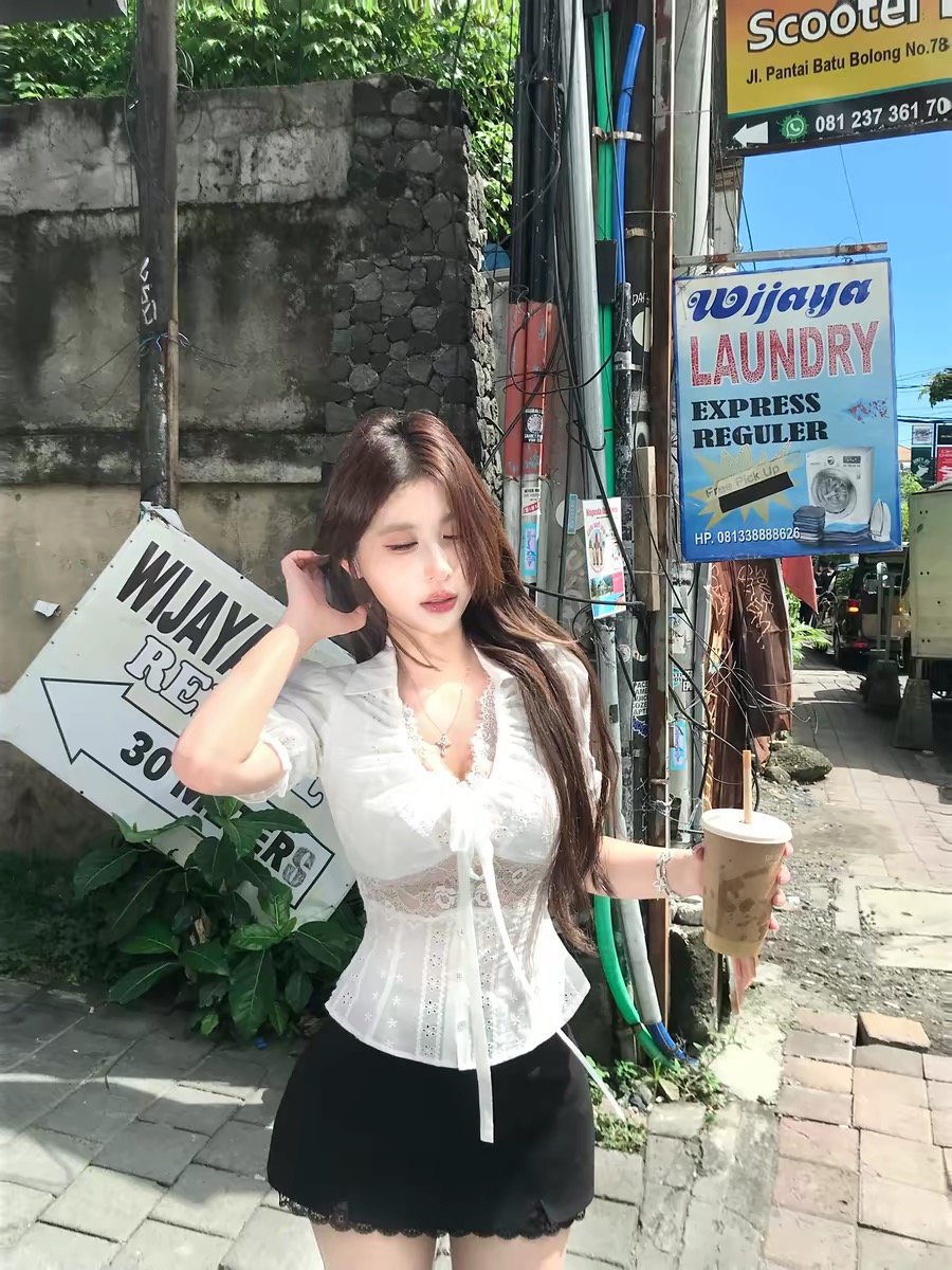 mejiu 꿀 나인 달콤한 와일드 梦语 순수한 욕망 홀로우 아웃 화이트 레이스 여성 셔츠 봄 여름 품격 자수 맨위