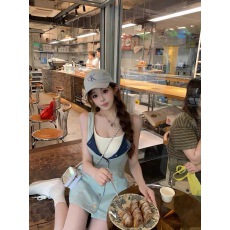 巨好看的夏季穿搭单排扣方领设计感背心连衣裙女修身显瘦A字短裙