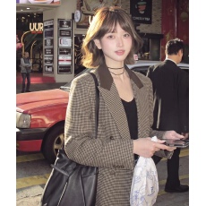 批发自然格序英伦西装外套女2026秋新款高级气质休闲正肩西服上衣