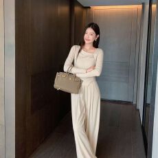 批发2026<b class='q'>春秋</b>新款不规则短款长袖打底T恤女高腰休闲裤慵懒复古两件套