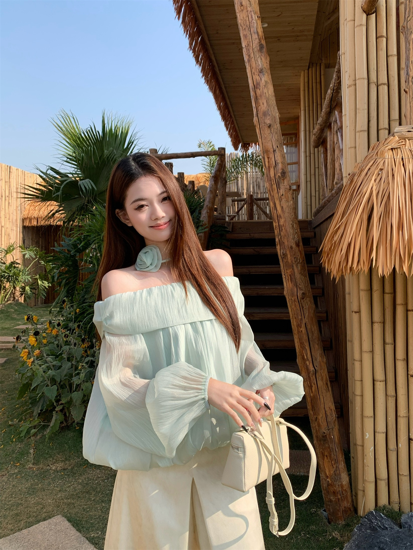 실사 봄 새로운 녹색 오프숄더 품격 긴팔 쉬폰 여성 셔츠 마이크로 ~을 통해 꽃밭 맨위 경기 꽃
