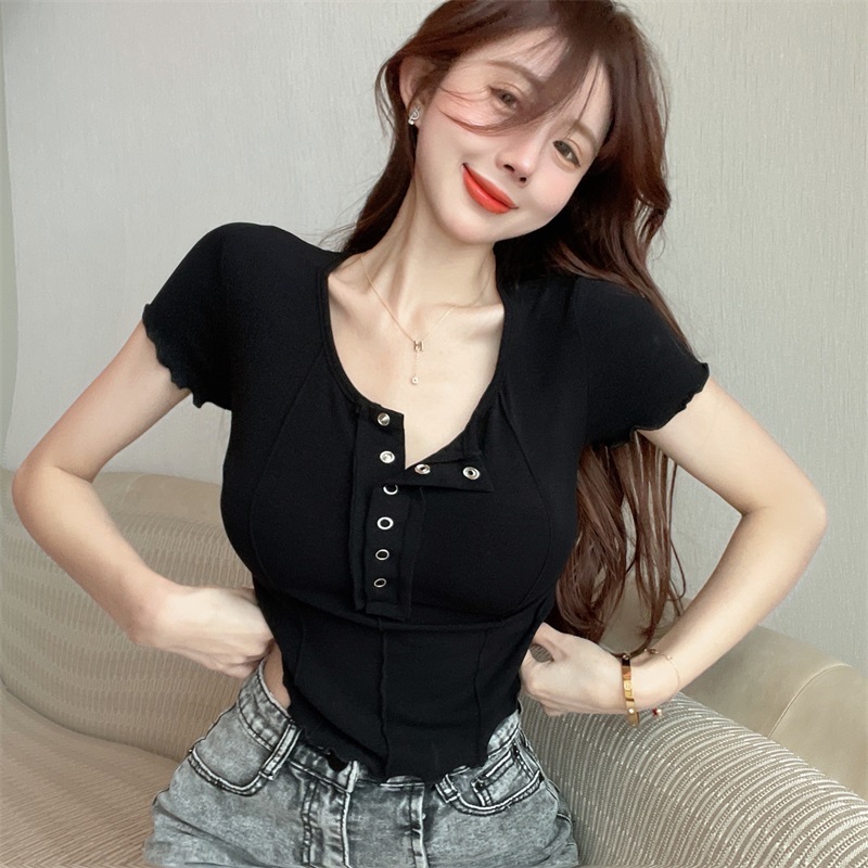 실사 정가 감소되지 않음 티셔츠 여성 의류 디자인 센스 작은 대중 불규칙 광장 칼라 타이트 쇼트 스타일 반팔 맨위