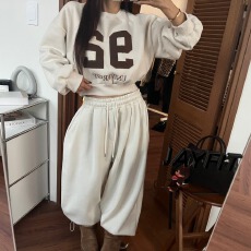 批发有货 韩国女装2025冬季款加绒字母<b class='q'>印花</b>圆领长袖短款卫衣+长裤套装