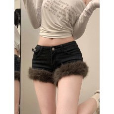 批发美式辣妹毛毛拼接低腰牛仔短裤女设计感百搭修身显瘦包臀热裤