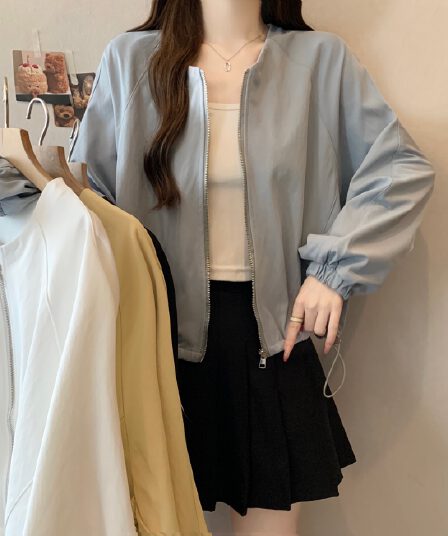 실사 빅 사이즈 여성 의류 2026 새로운 연령 감소 얇은 스타일 루즈핏 재킷 자외선 차단 외부 가져 가라. 오픈 가디건 맨위