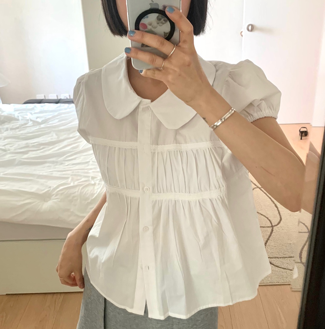 있음 선적 달콤함 연령 감소 베이비 칼라 레이스 레이스 주름 장식 싱글 줄 버튼 거품 소매 셔츠