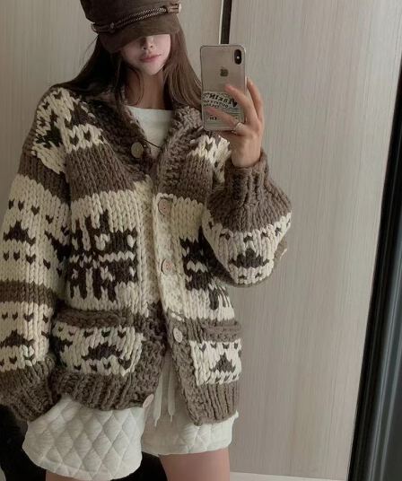 한국 스타일 겨울 신제품 두꺼운 바늘 무늬 스웨터 코트 여성