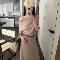 批发气质斜肩短袖针织<b class='q'>T</b><b class='q'>恤</b>上衣女夏季御姐风套装高腰包臀半身裙两件套