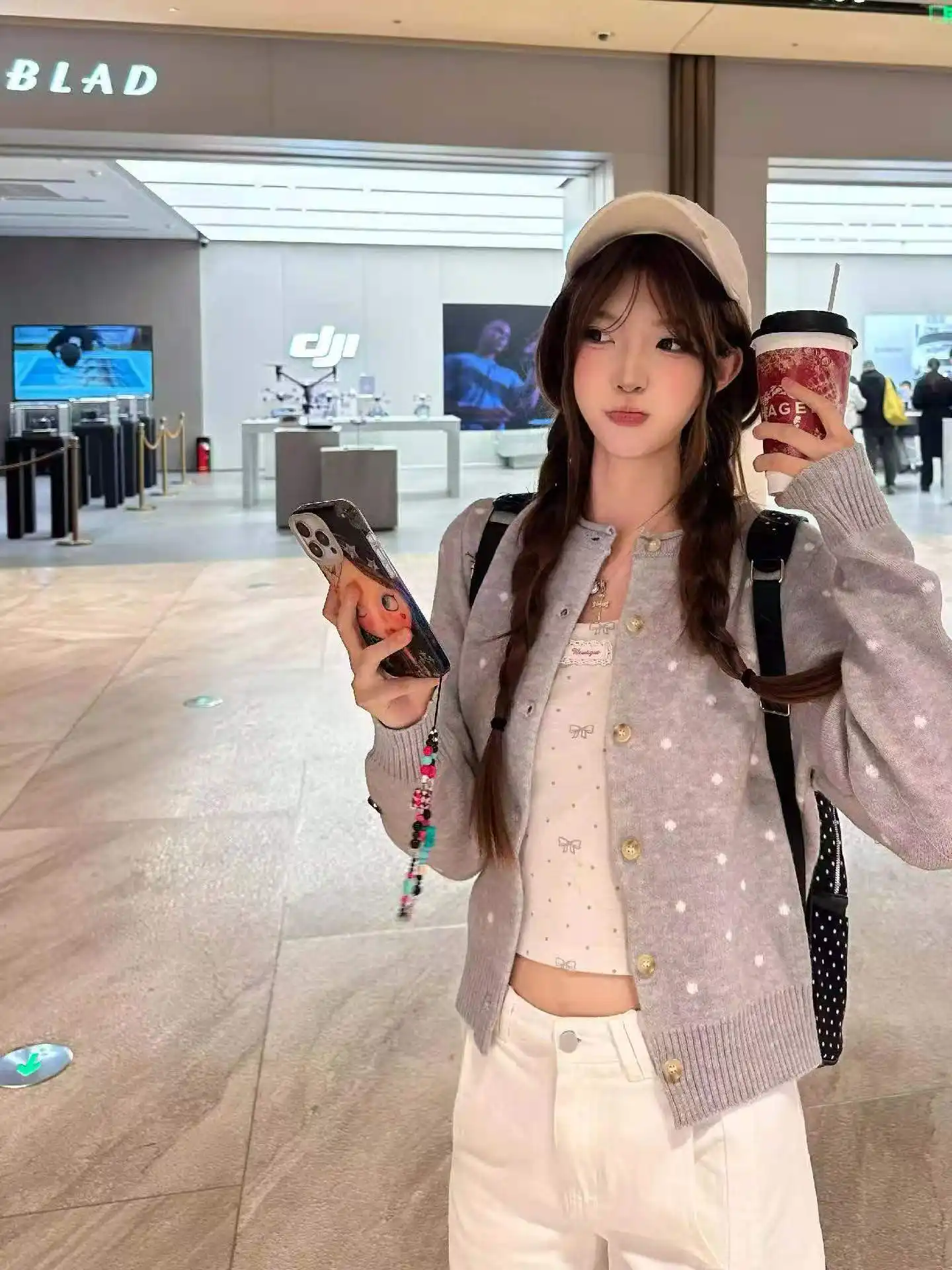 프레피 루즈핏 도트 가디건 상세 이미지 3
