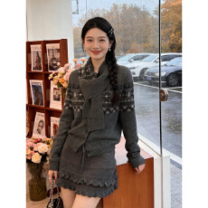 批发费尔岛灰色提花毛衣针织衫女秋<b class='q'>冬</b>新款围巾款通勤开衫上衣