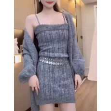 批发韩系温柔风针织麻花吊带短裙开衫两件套装女早秋懒人穿搭毛衣外套