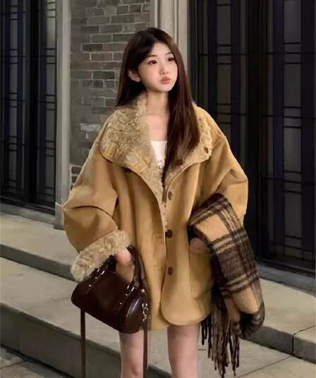 둘 착용 피모 하나 양털 오토바이 서비스 가을 겨울 루즈핏 두꺼운 스웨이드 모피 여성 코트