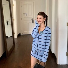 批发条纹针织套装女长袖针织开衫短